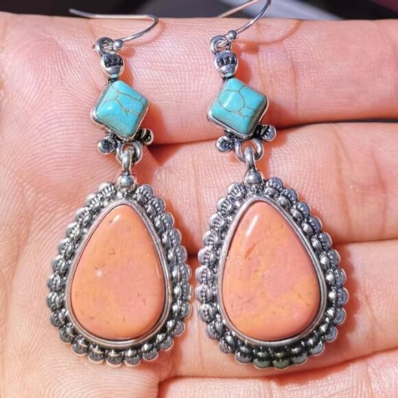 🔅🆕🔅💖 BoHo Turquoise Decor Stones Coral Drop Earrings✨ - Picture 5 of 11